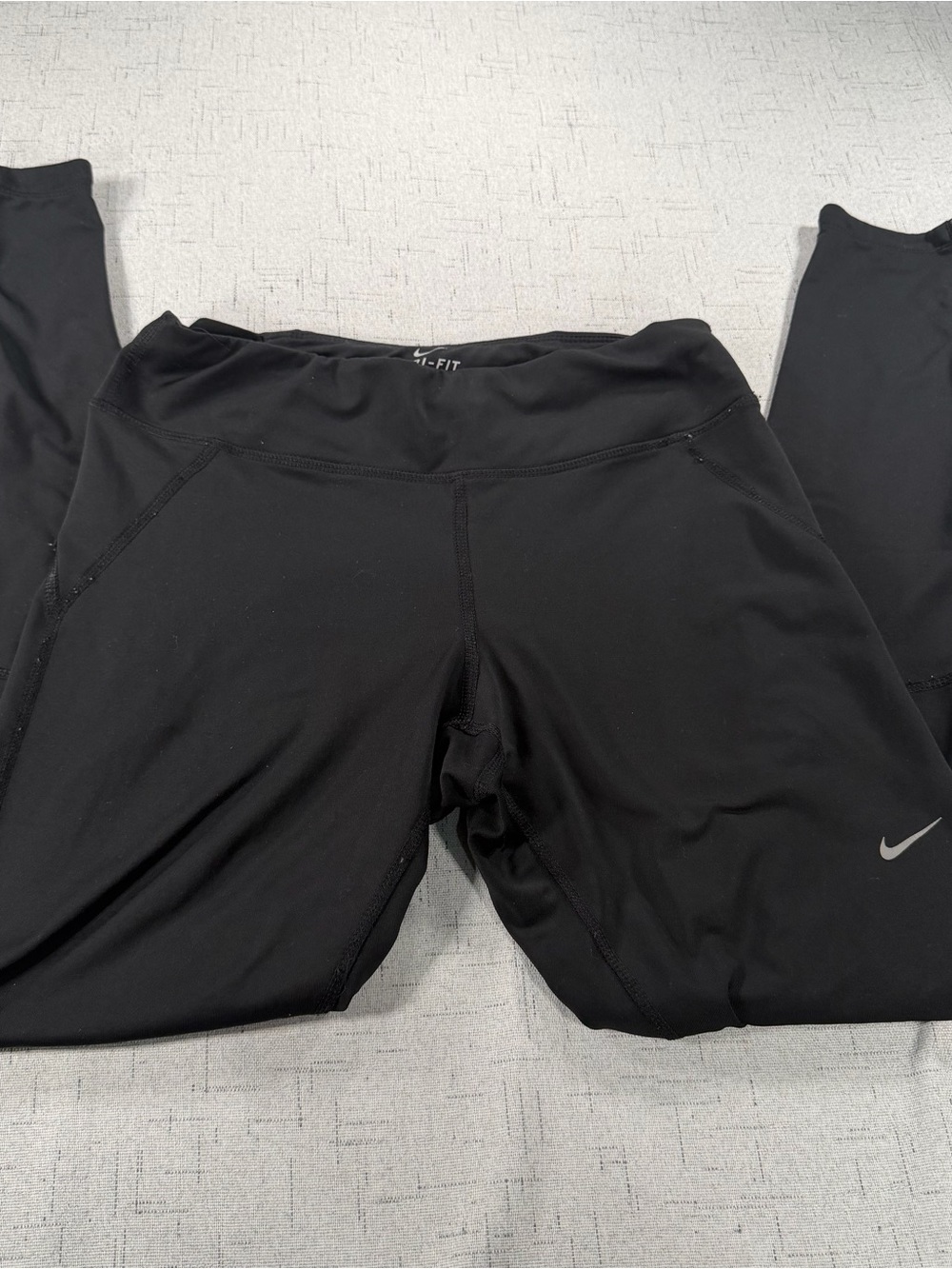 Women Black Performance Leggings with Reflective Swoosh - Nike